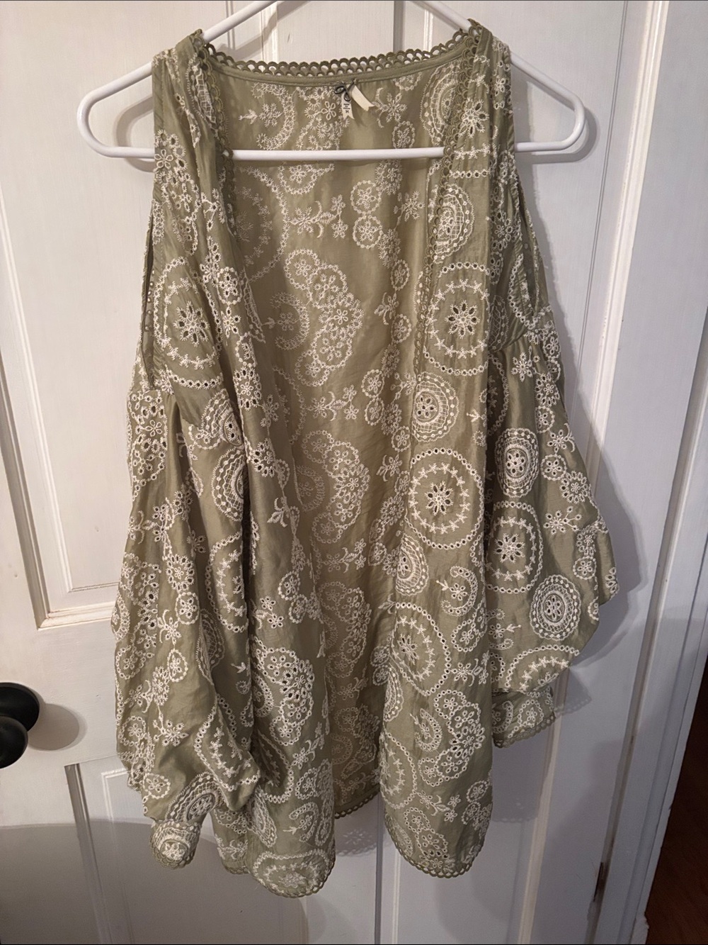 Buckle Olive Green Embroidered Cold-Shoulder Tunic